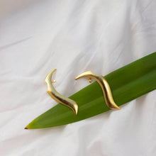 Load image into Gallery viewer, earcuff earring online