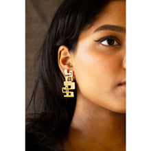 Load image into Gallery viewer, buy dotto earring online

